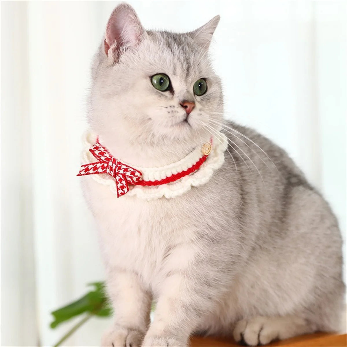 Cute Bow Knot Hand-Knitted Pet Collar For Dogs Cats